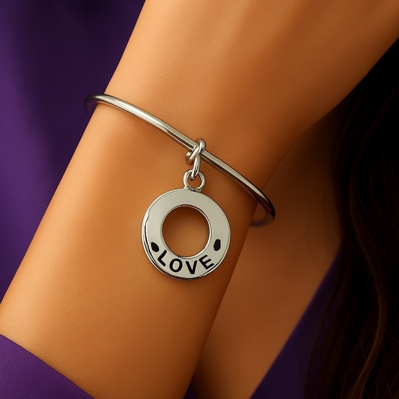Vantel Pearls Silver Plated Bangle Bracelet w/ Love Engraved Hoop Charm - 7.5" - Picture 1 of 8